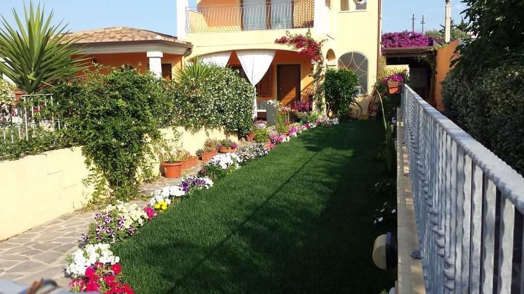 Vila Casa Con Giardino Olbia Pokoj fotografie